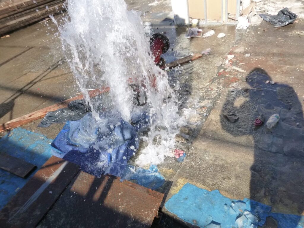 Water Main Valve Breaks in Freezing Weather