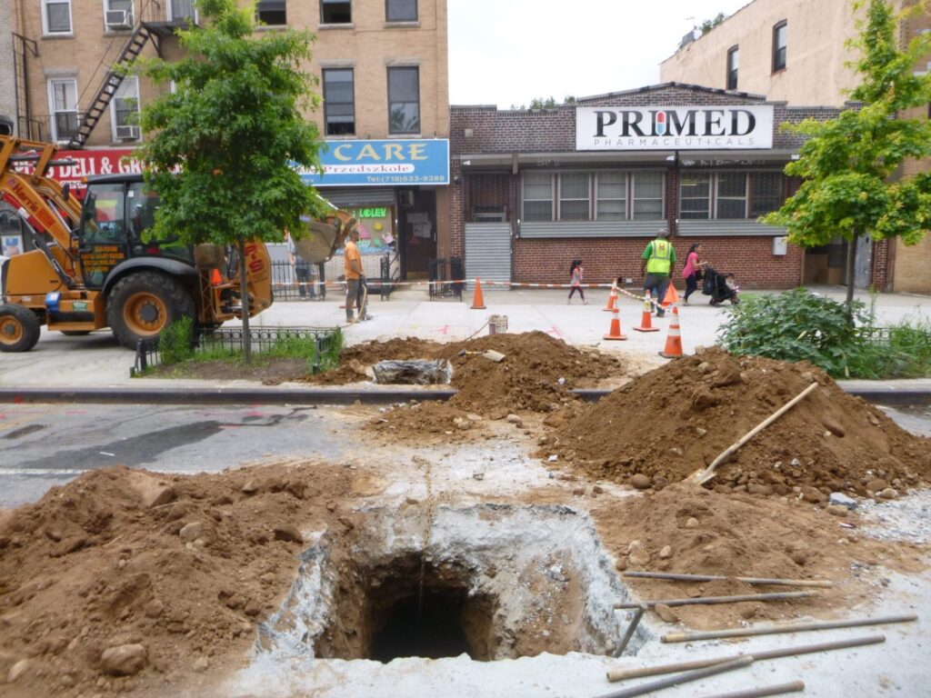 Borough Park Water Main Leak Repaired