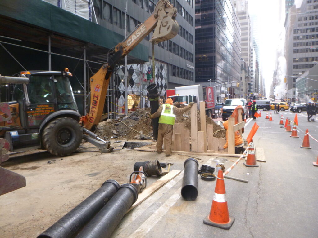 When To Replace Your Sewer Line and Water Main Simultaneously
