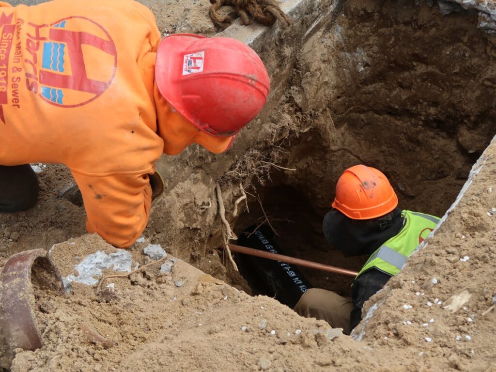 How to Replace Lead Water Main With Copper