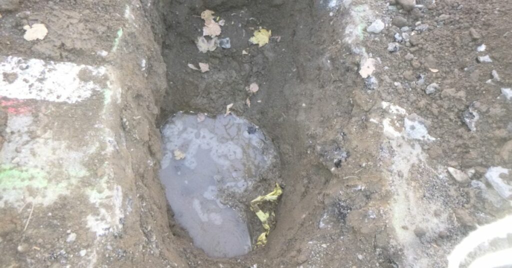 4 Signs of a Slab Foundation Leak To Look For